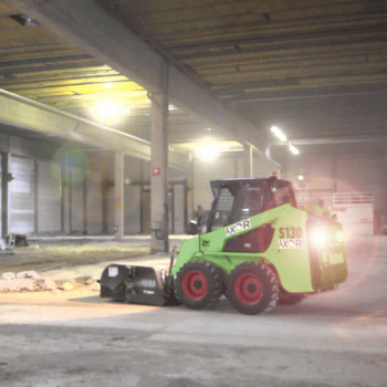 mini bobcat s130 axor rentals 2